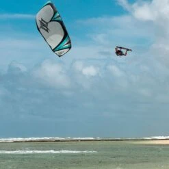 Naish S27 Pivot Freeride / Wave Kite - 50% Off Discounts Apply ! 12 Naish S27 Pivot Freeride / Wave Kite - 50% Off Discounts Apply ! -Kiteboarding Shop naish s27 pivot size bar 6