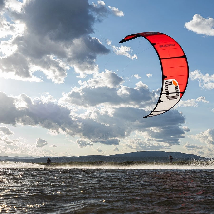 Ozone Edge V12 Freeride / Big Air / Race Kite Discounts Apply ! 6 Ozone Edge V12 Freeride / Big Air / Race Kite Discounts Apply ! - Image 6