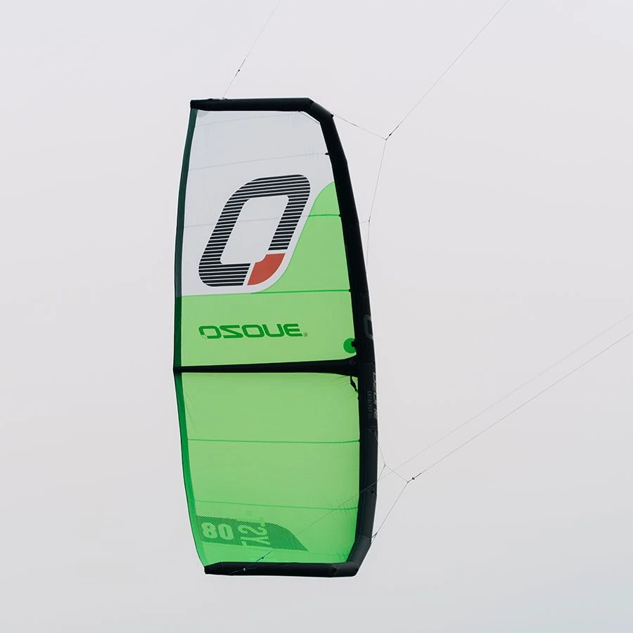 Ozone Catalyst V4 Freeride Kite Discounts Apply ! 5 Ozone Catalyst V4 Freeride Kite Discounts Apply ! - Image 5